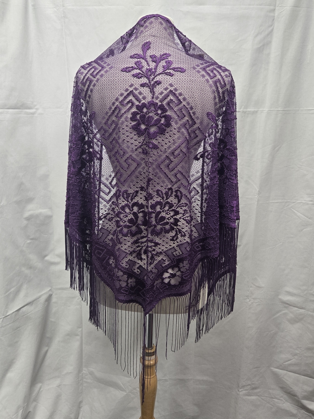 Heritage Lace Allure Rose Shawl